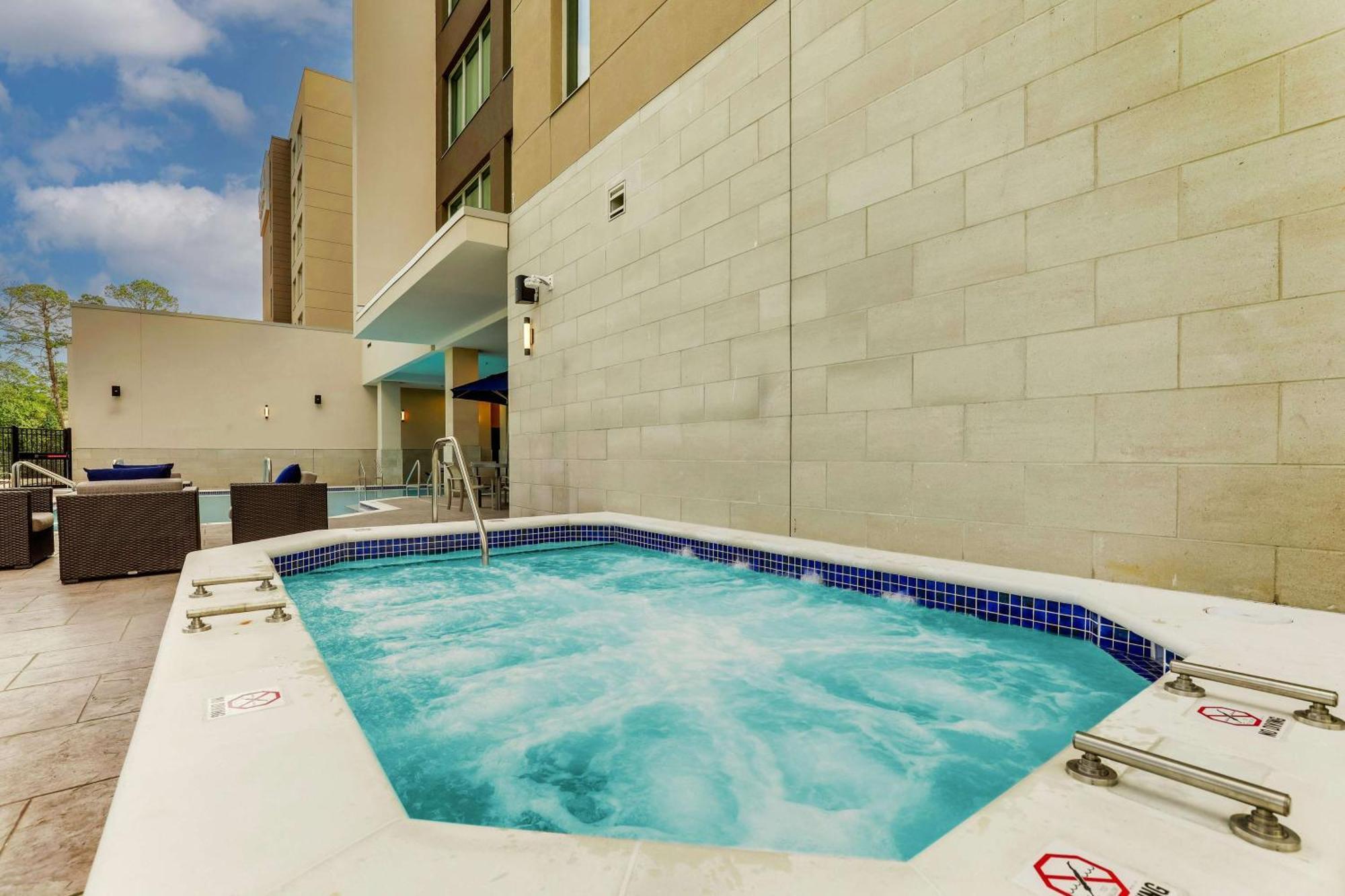 Drury Plaza Hotel Tallahassee Exterior photo